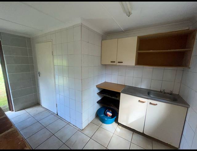 3 BEDROOM HOUSE FOR SALE IN TOWN HILL